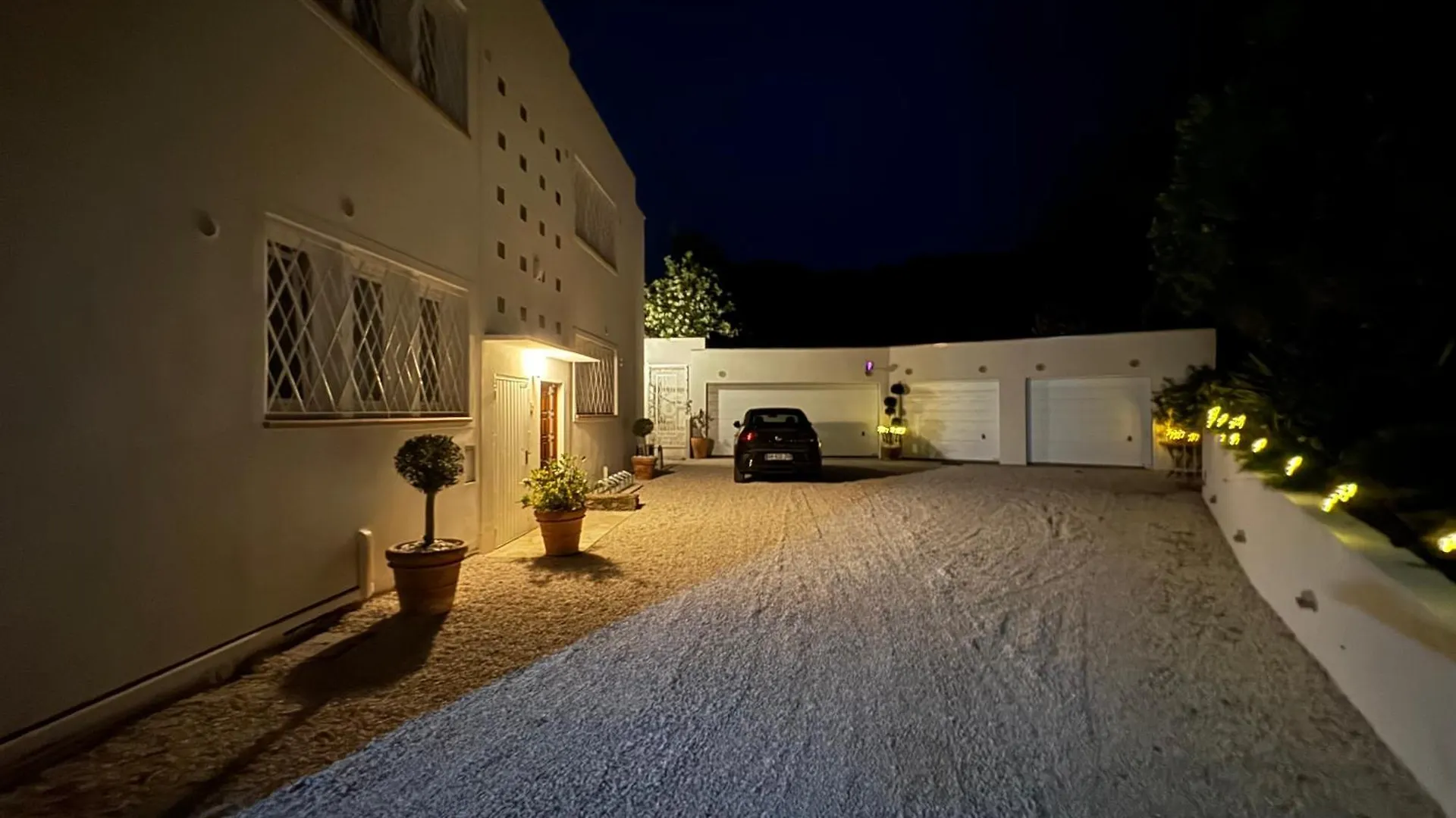 Апартаменты Appartement Sur Terrasse Et Jardin Privatif 400M De La Plage Et Des Commerces Кавалер-сюр-Мер